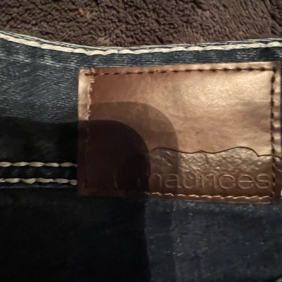 Jeans - Picture 3 of 4